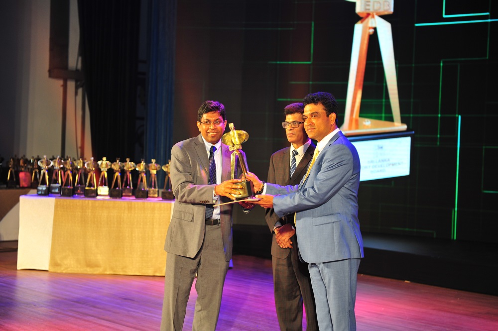SriLankan Catering wins Presidential Export Award for 3rd Consecutive Year